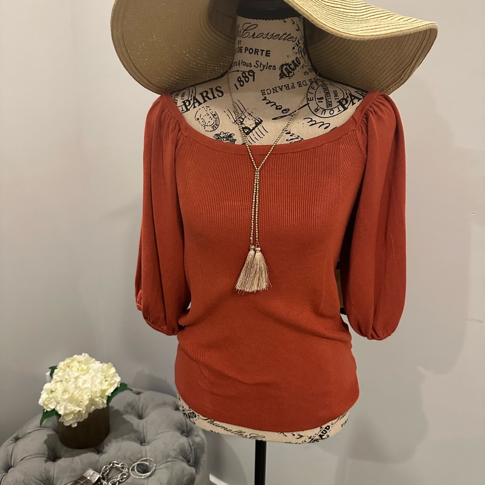 Express knit blouse. Size M. NWT